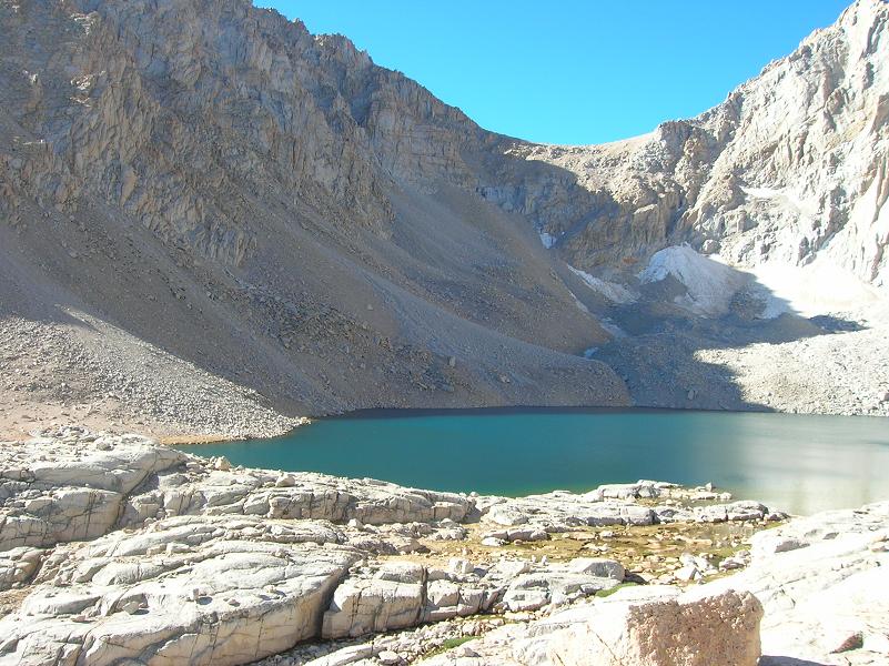 Lake on the way to Trail Camp, yes snow still in August